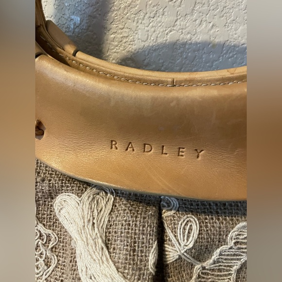 RADLEY LONDON Beige Floral Canvas Crossbody with Tan Leather Trim - Picture 4 of 7